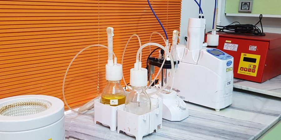 آزمایشگاه تخصصی دکتر پوراکبری,آزمایشگاه میکروبیولوژی,آزمایشگاه غذایی,,آزمایشگاه آرایشی و بهداشتی,آزمایشگاه مجاز