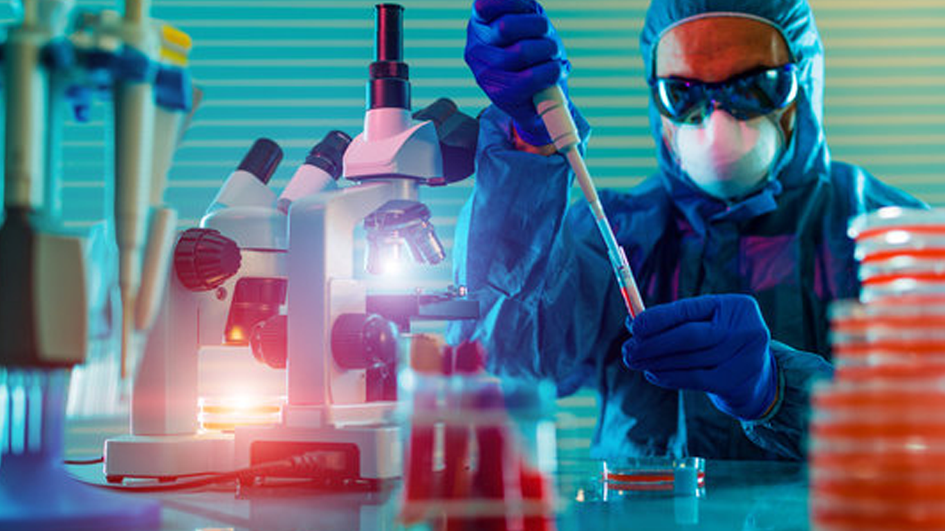 آزمایشگاه میکروبیولوژی در غرب تهران